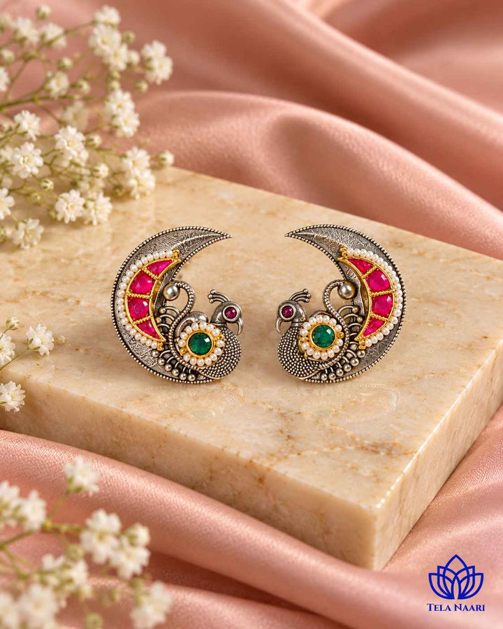 Nayana Dual Tone Fushion Pachi Kundan Stud Earrings