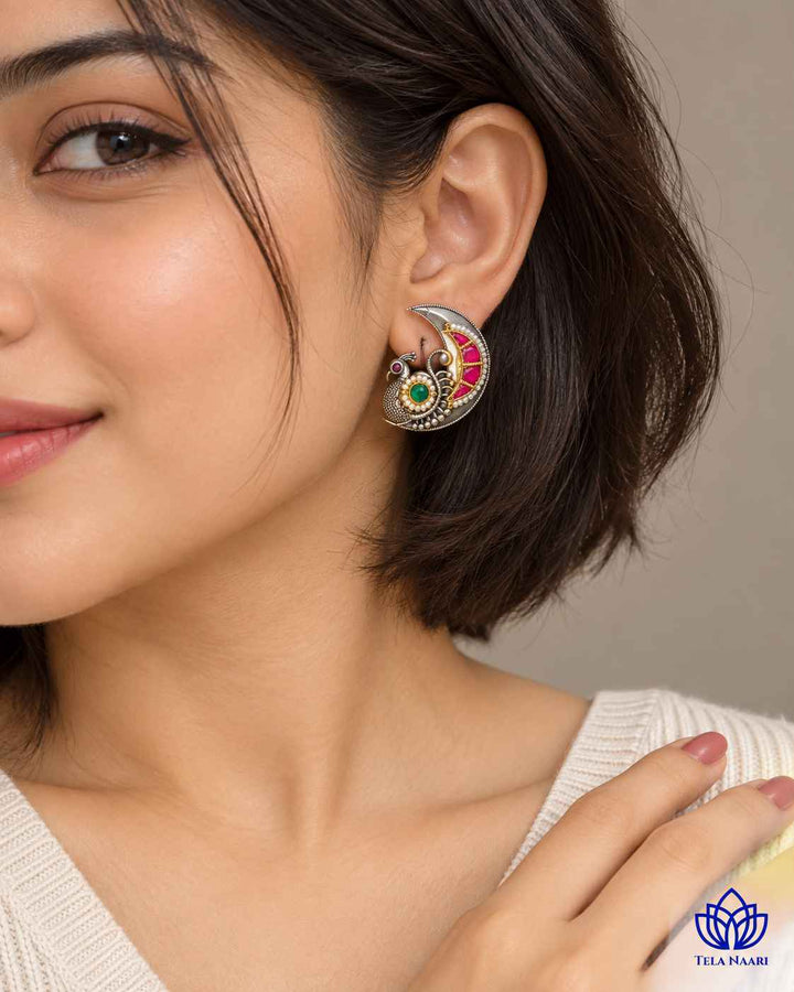 Nayana Dual Tone Fushion Pachi Kundan Stud Earrings