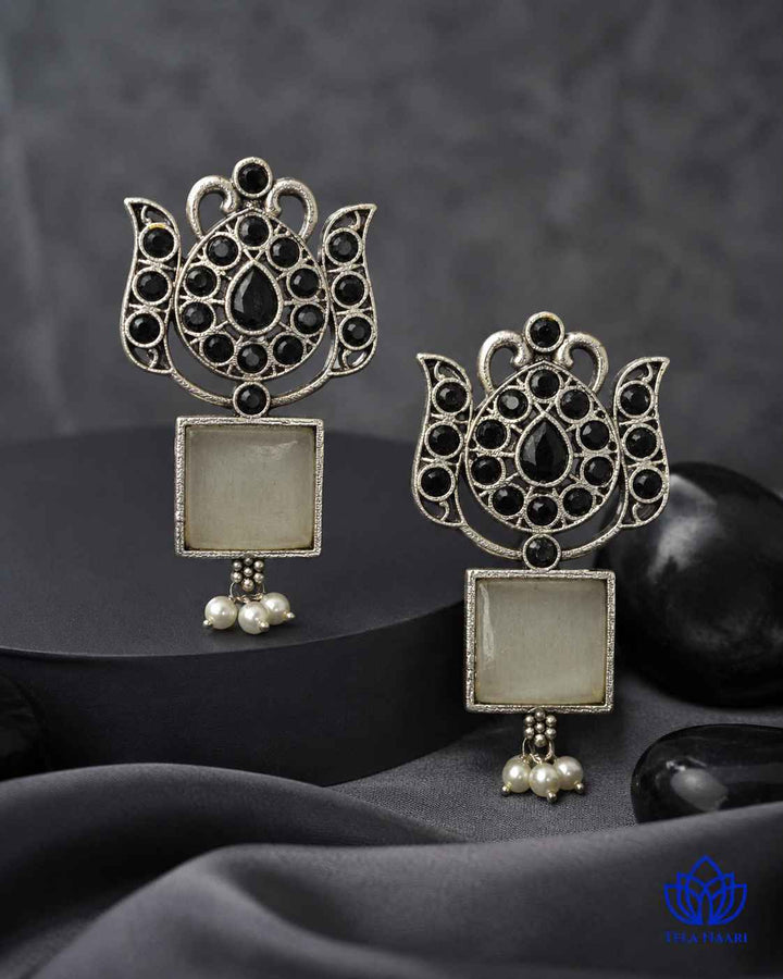 Silver Oxidised Earrings Azalea White
