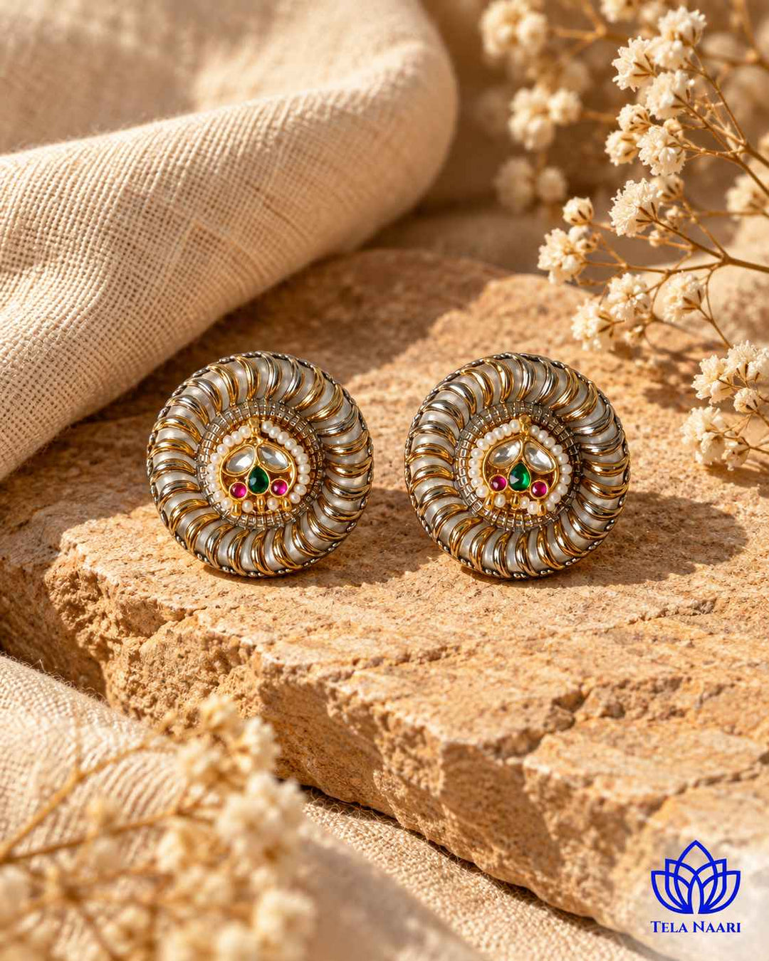 Ruchi Dual Tone Pachi Kundan Stud Earrings