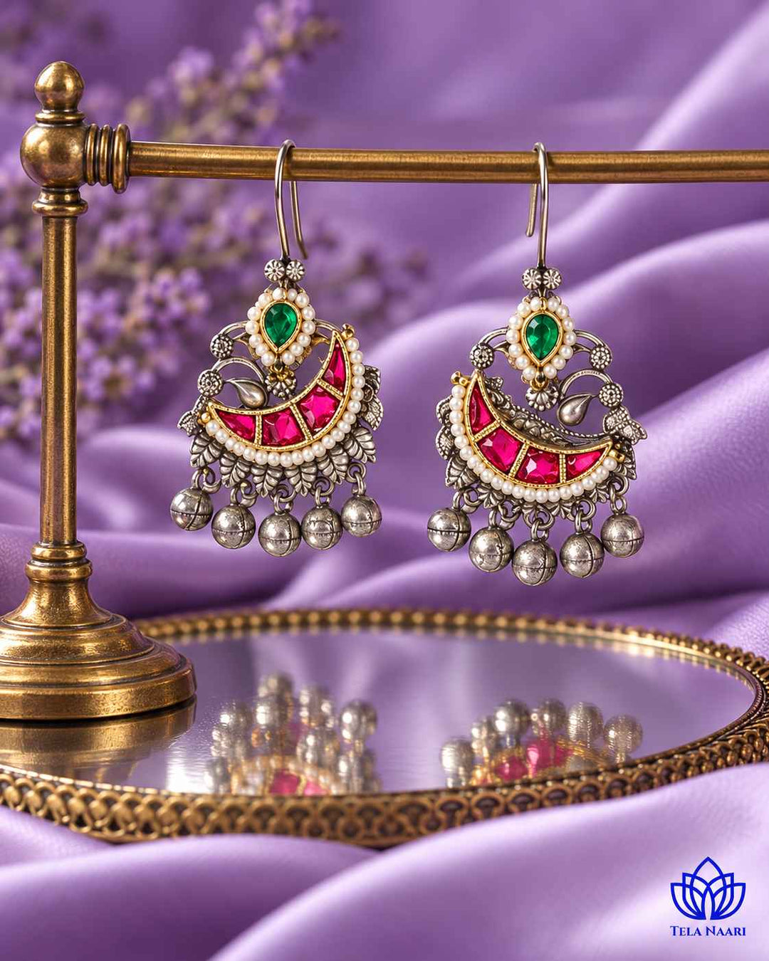Kiranjeet Pachi Kundan Fusion Dual Tone Hook Earrings