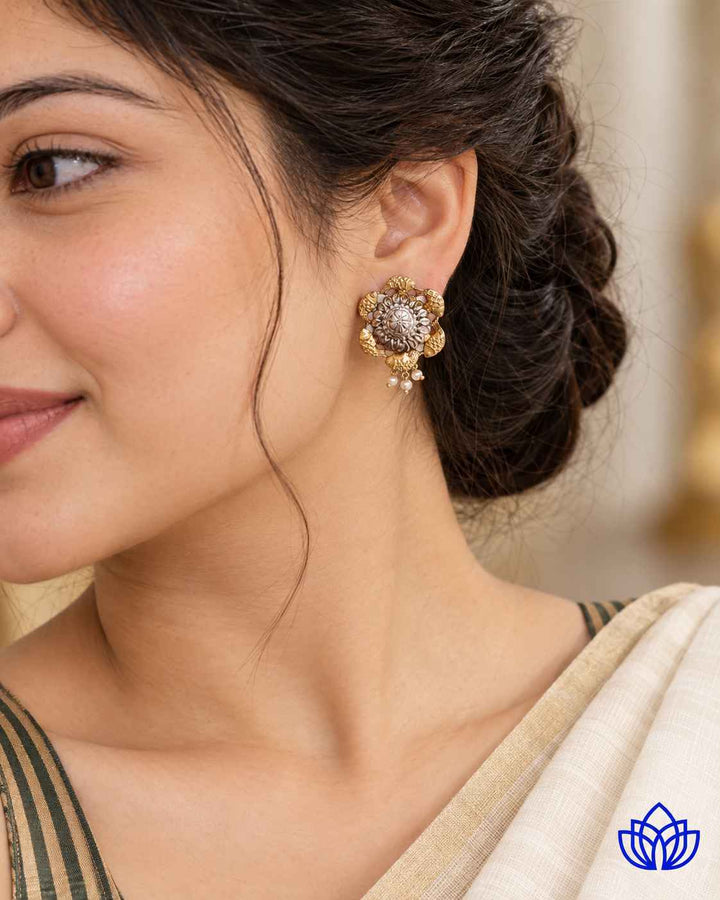 Vineeta Dual Tone Stud Earrings