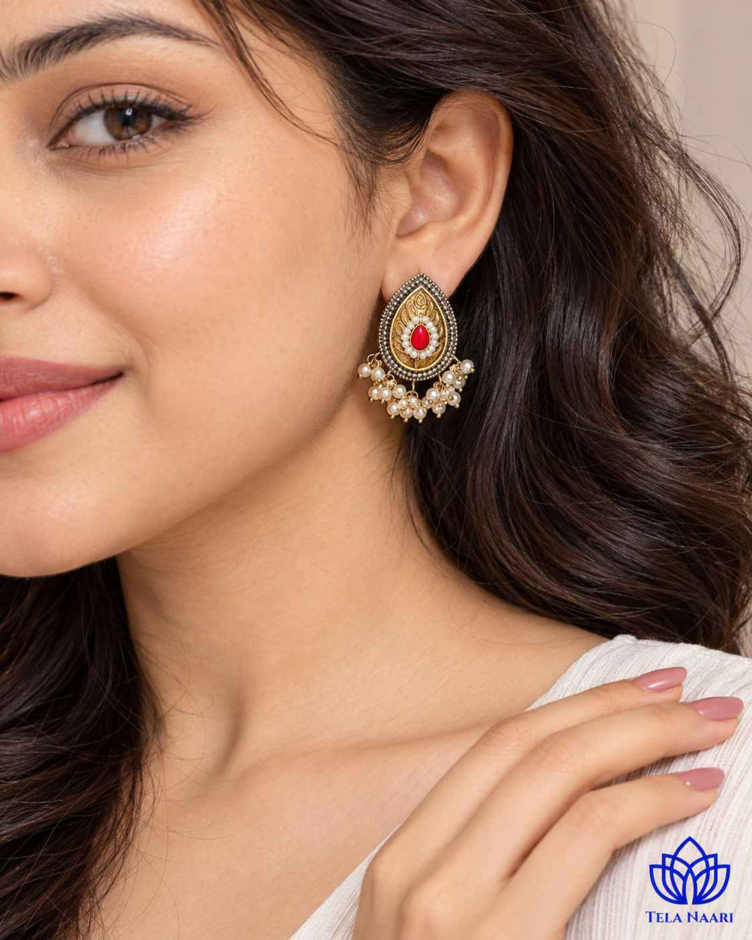 Neelu Pachi Kundan Fusion Dual Tone Stud Earrings