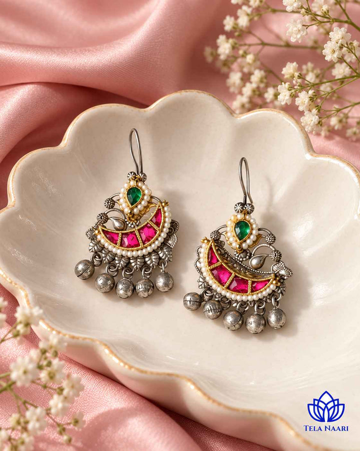 Kiranjeet Pachi Kundan Fusion Dual Tone Hook Earrings