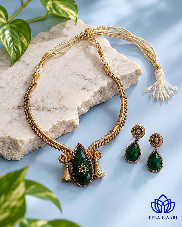 Sujaya Dual Tone Green Choker Necklace Set