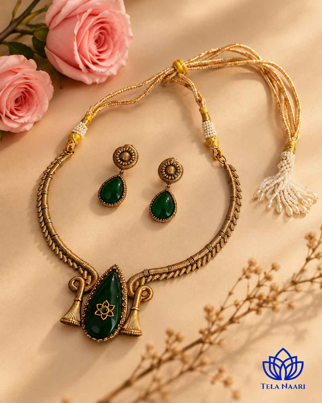 Sujaya Dual Tone Green Choker Necklace Set