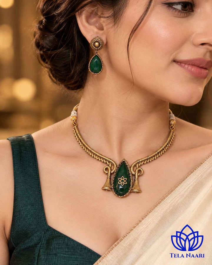 Sujaya Dual Tone Green Choker Necklace Set