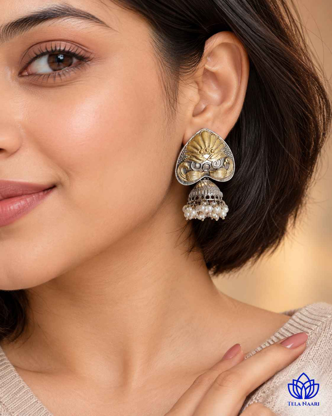 Subhangi Dual Tone Jhumka Earrings