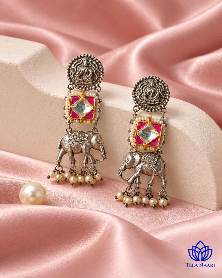 Gaja Pachi Kundan Fusion Dual Tone Earrings