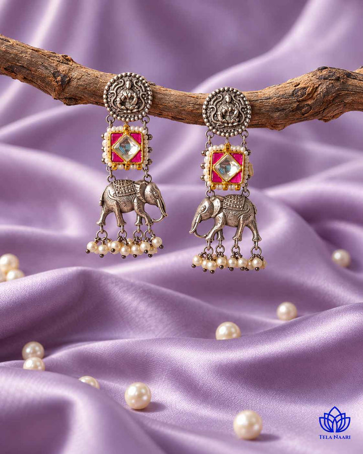 Gaja Pachi Kundan Fusion Dual Tone Earrings