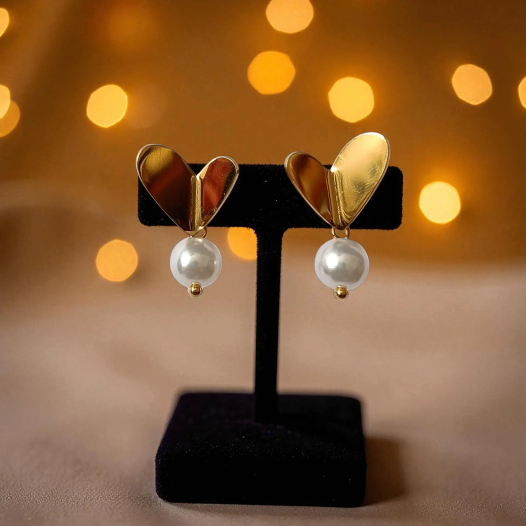 Anti-Tarnish Heart Pearl Earrings