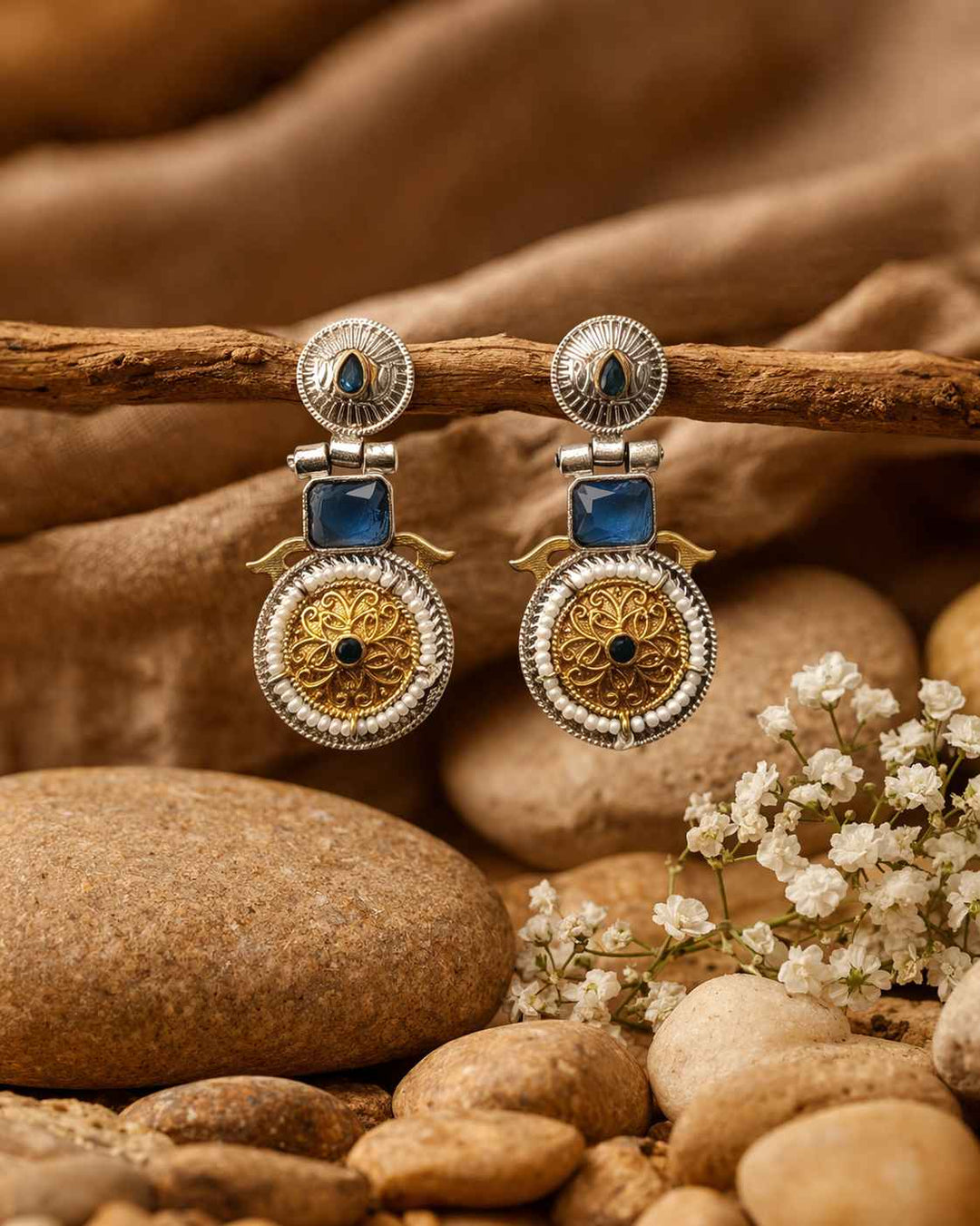 Aashiyana Dual Tone Earrings