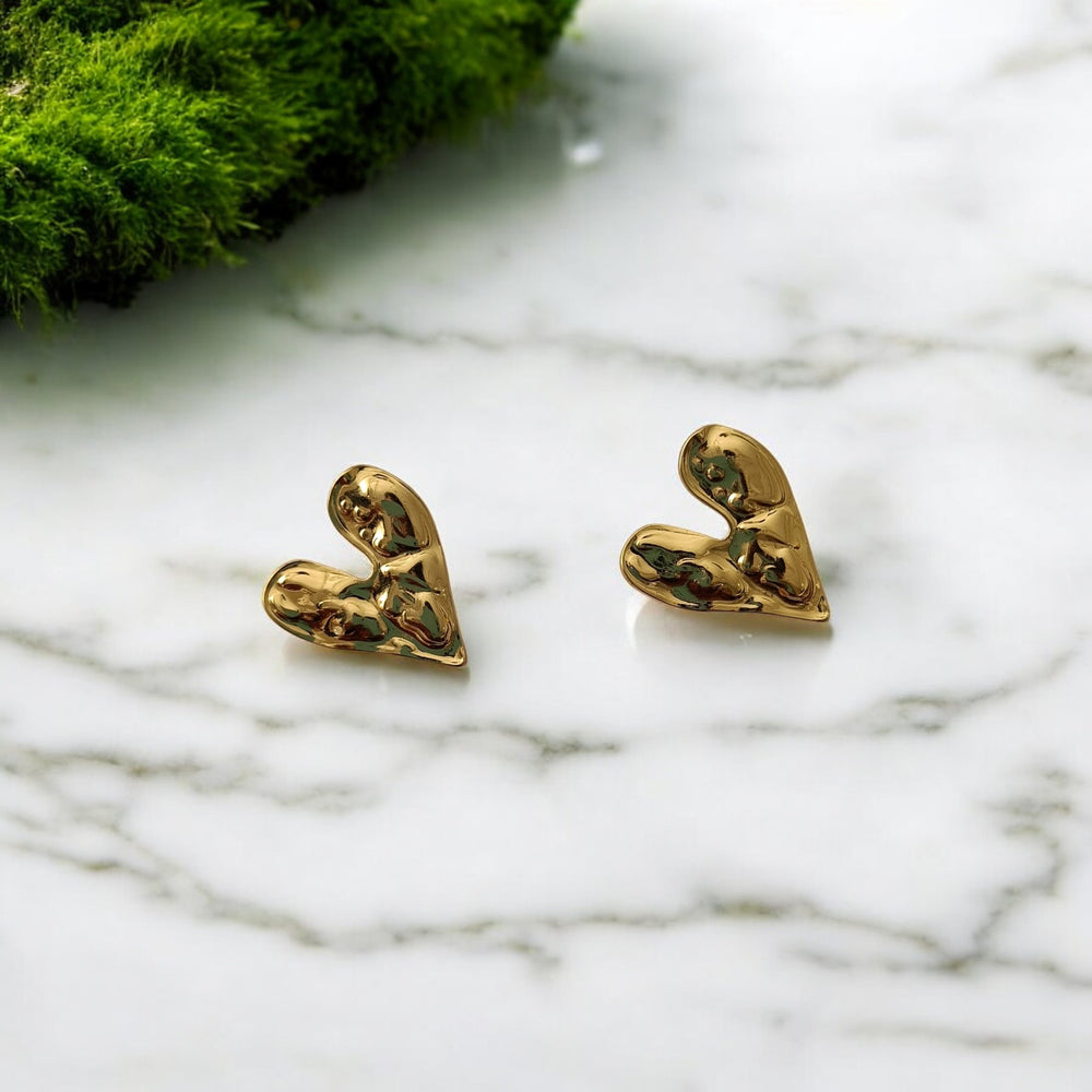 Telanaari Voguish 18K Gold Plated Stainless Steel Jini Tarnish-Free Waterproof Hammered Textured Heart Stud Earrings - TelaNaari