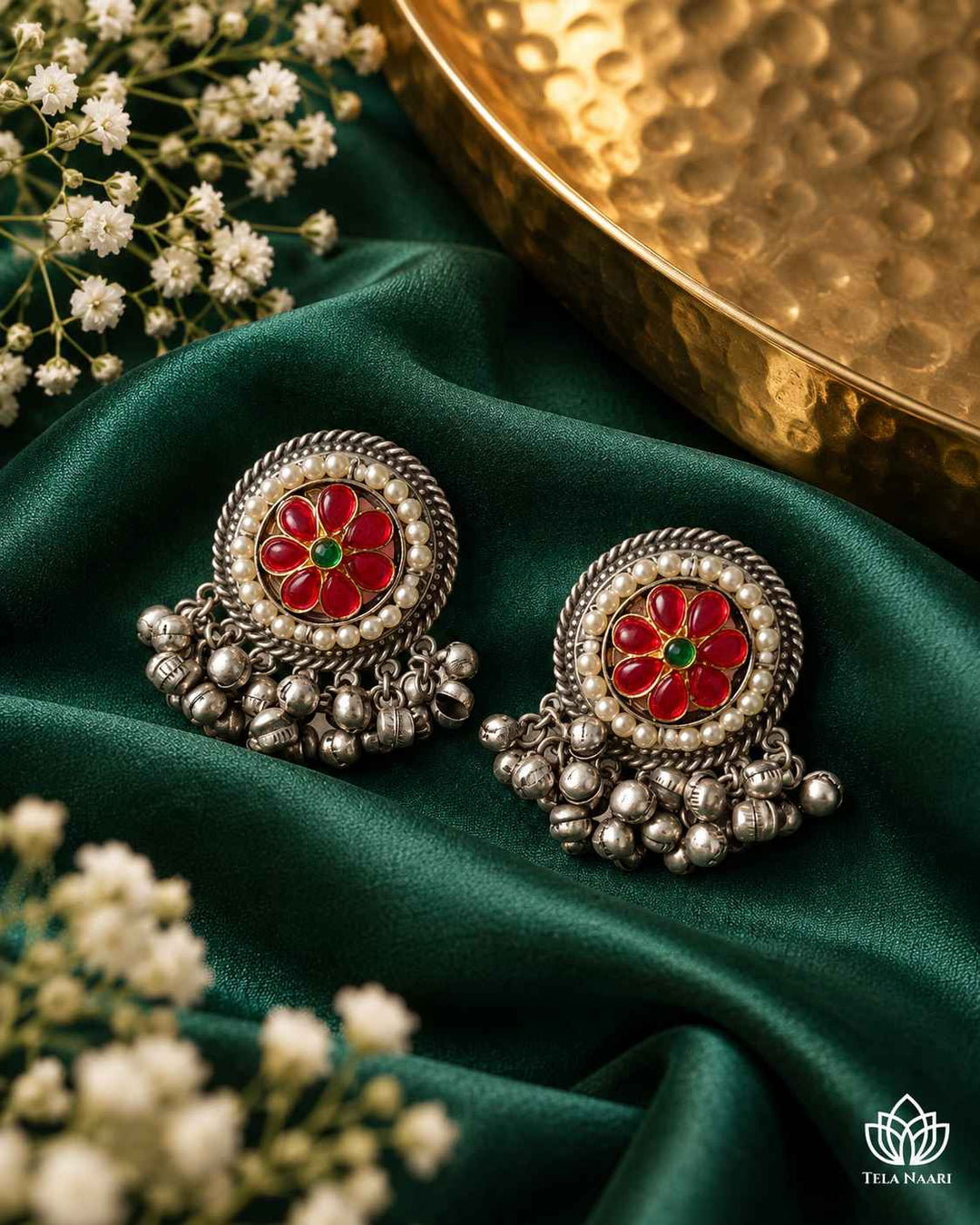 Swati Dual Tone Fushion Pachi Kundan Stud Earrings