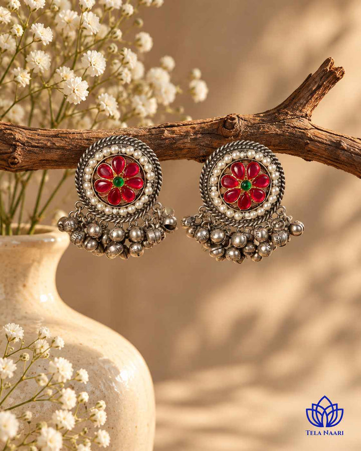 Swati Dual Tone Fushion Pachi Kundan Stud Earrings