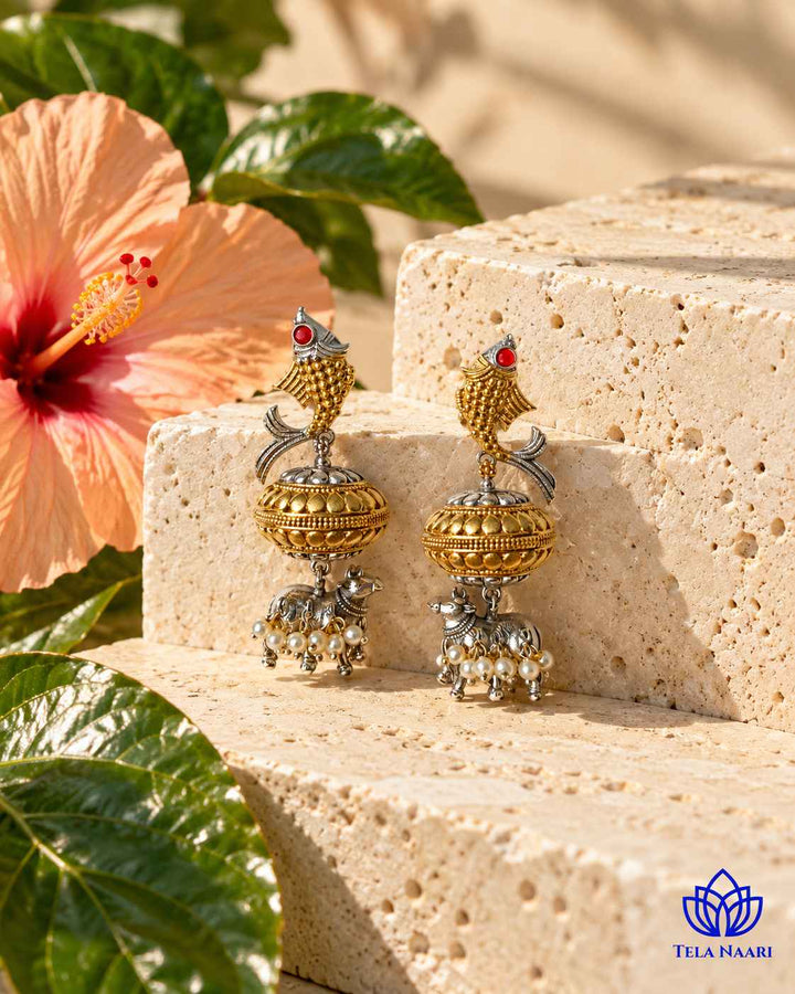 Dibanjali Dual Tone Fushion Pachi Kundan Earrings
