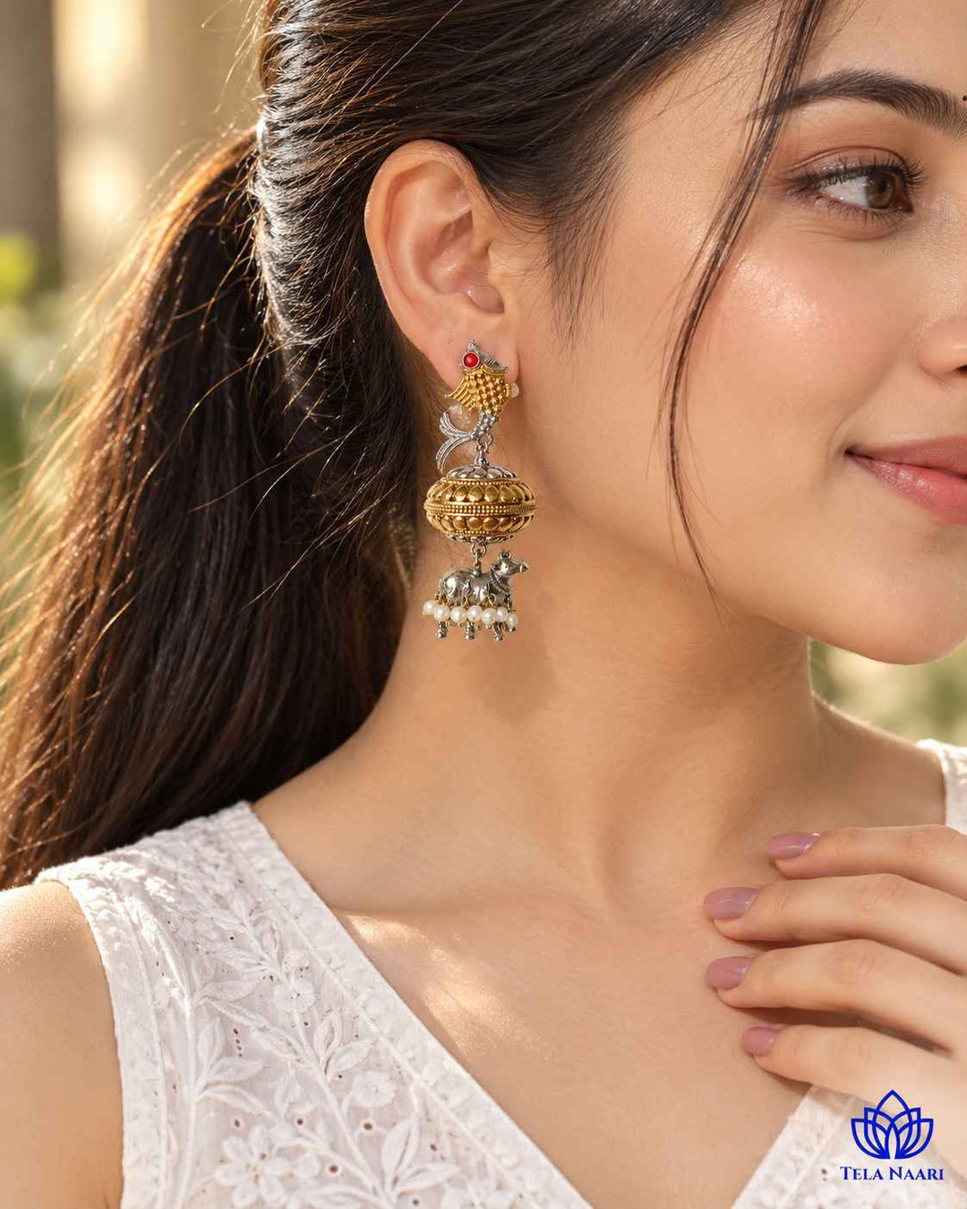 Dibanjali Dual Tone Fushion Pachi Kundan Earrings