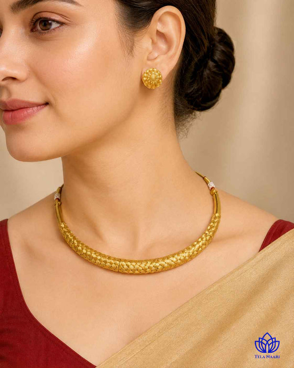 Nivedita Gold Plated Hasli Necklace Set