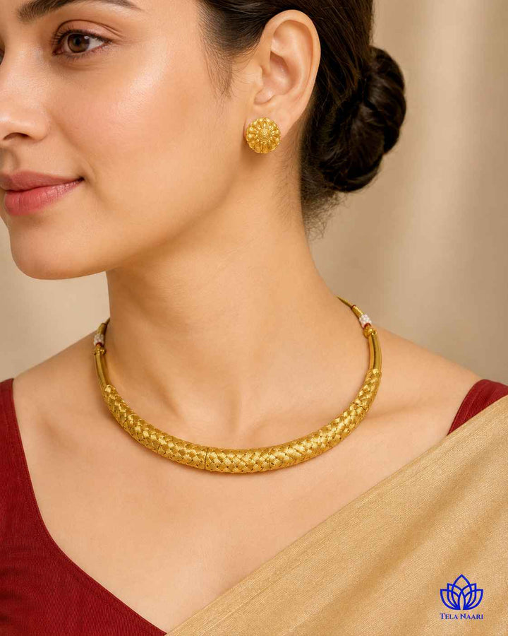 Nivedita Gold Plated Hasli Necklace Set