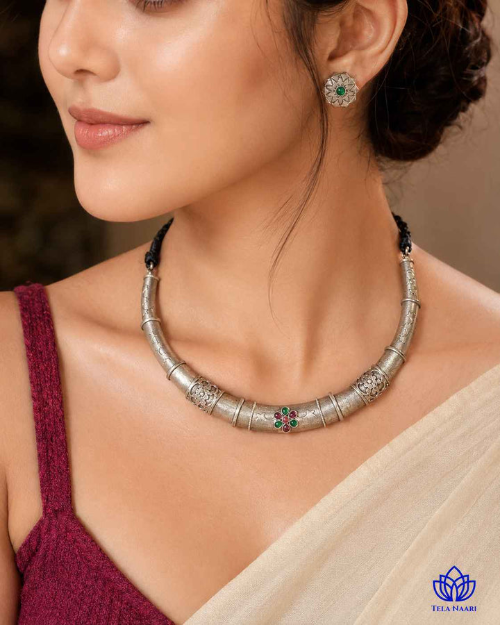 Nalini Silver Plated Red Green Stone Hasli Necklace Set