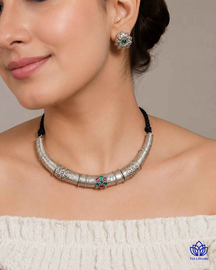 Nalini Silver Plated Red Green Stone Hasli Necklace Set