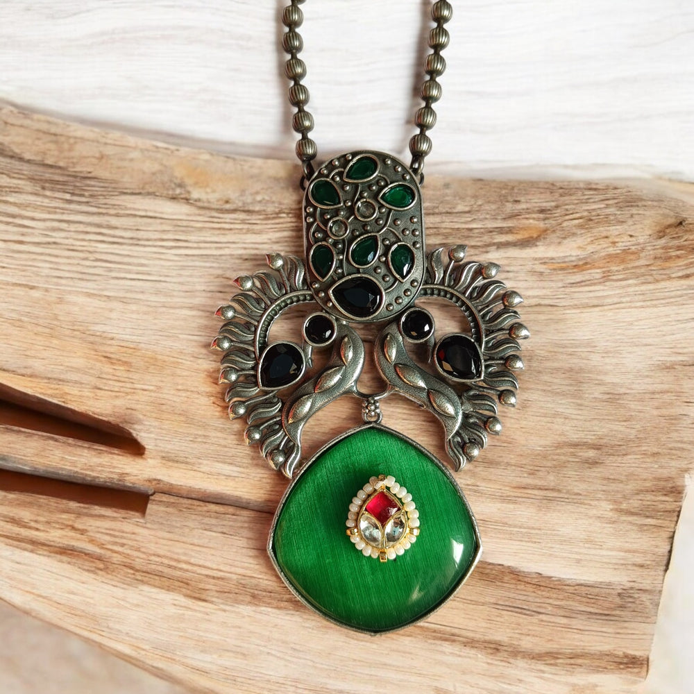 Telanaari Radiant Nishma Silver-Plated Light Green Necklace Set - TelaNaari