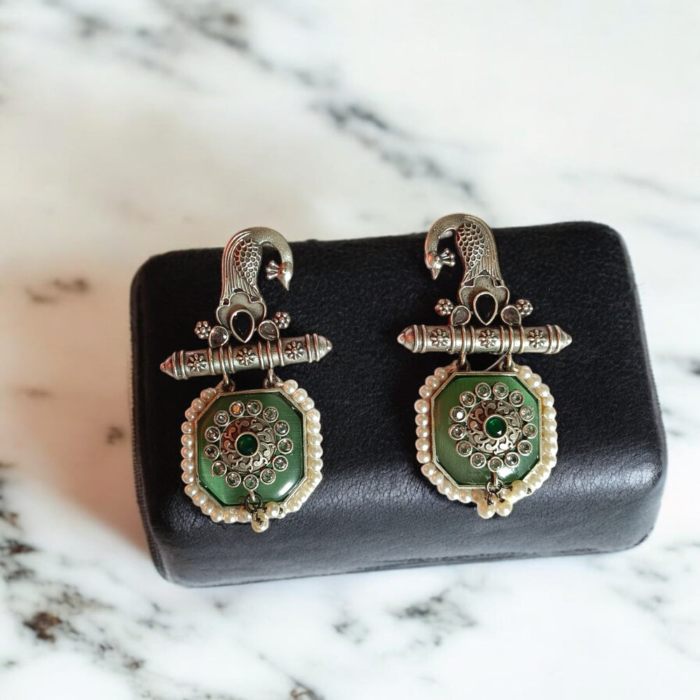 Telanaari Radiant Aarushi Silver-Plated Light Green Necklace Set - TelaNaari