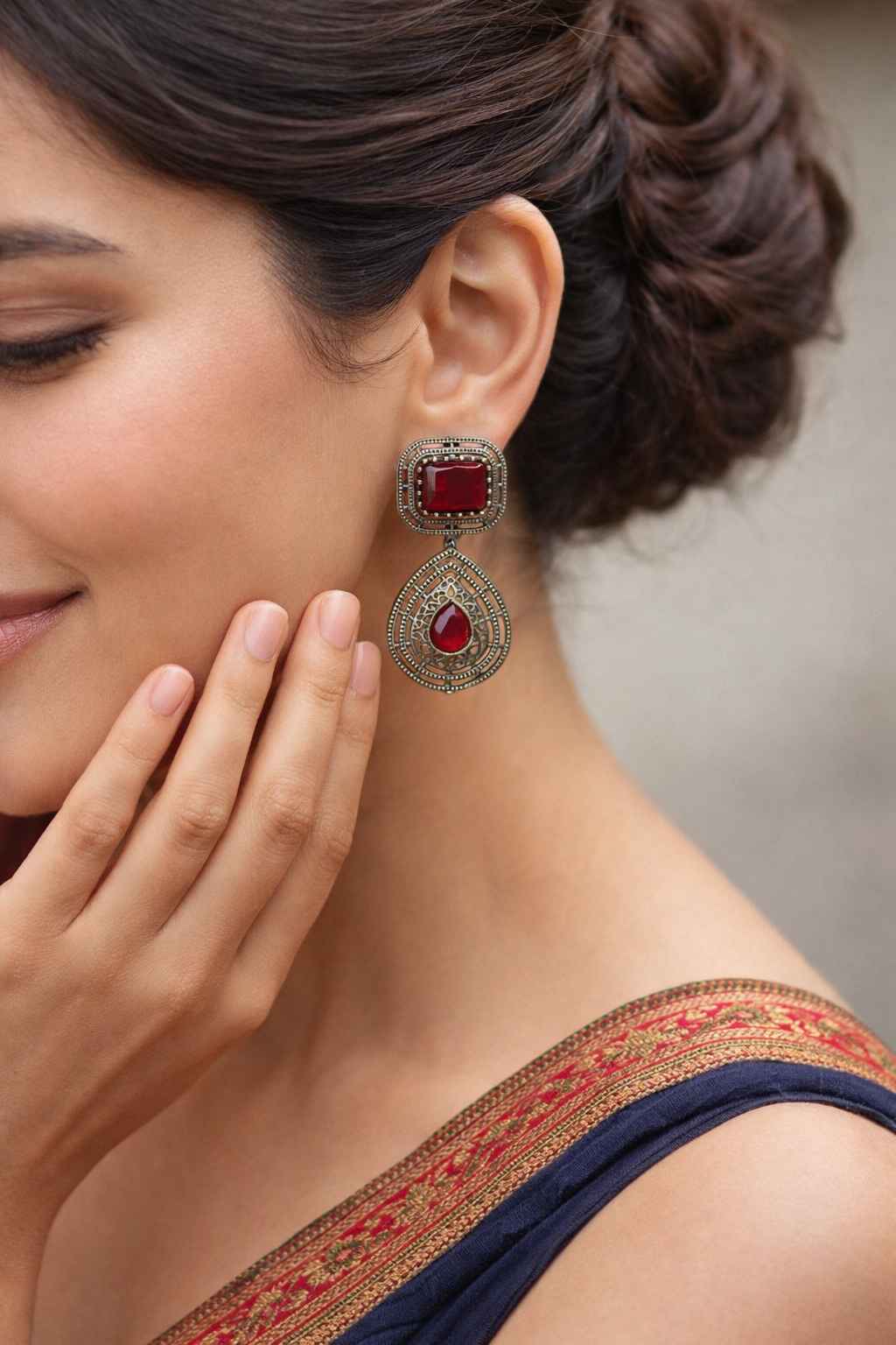 Tela Naari Silver Oxidised Dual Gem Bhumi Teardrop Earrings