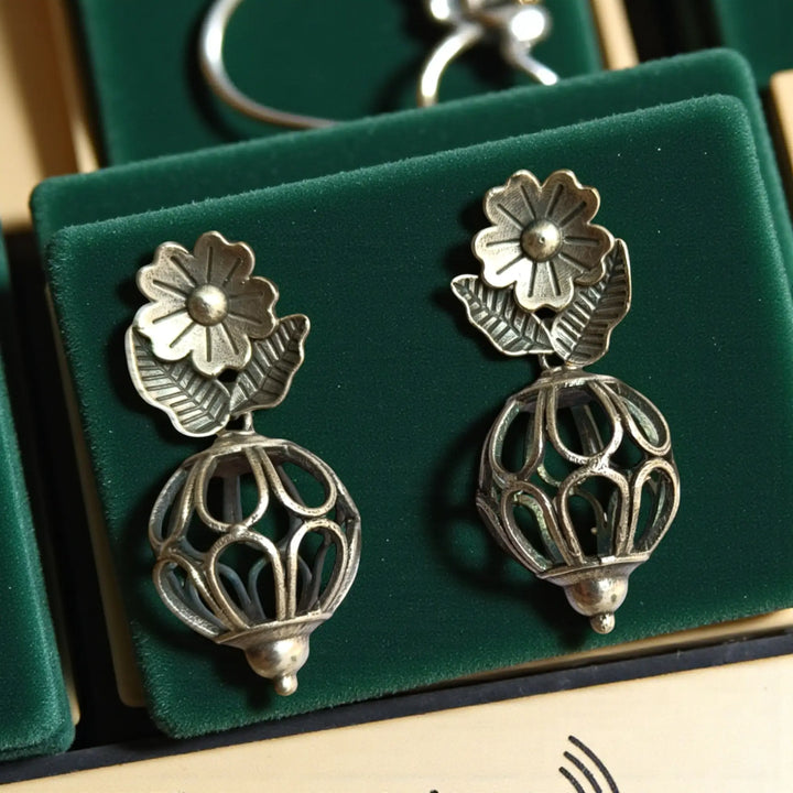 Avisa Classic Antique Silver-Plated Earrings