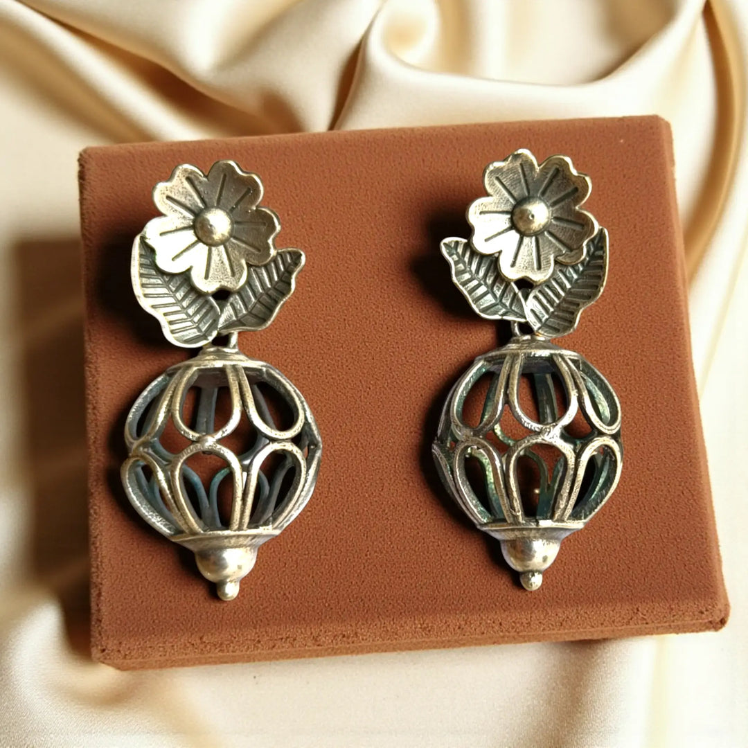 Avisa Classic Antique Silver-Plated Earrings