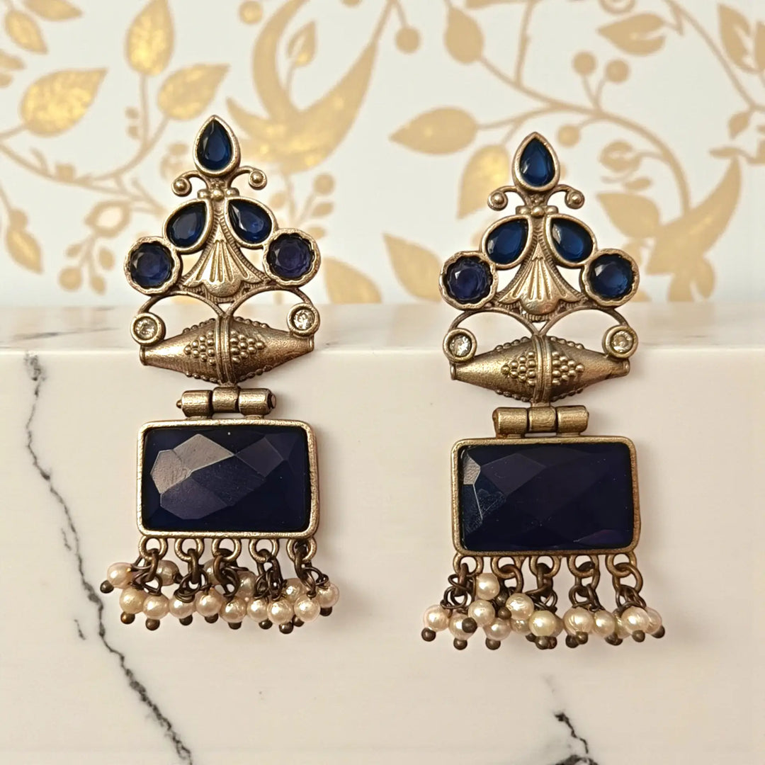 Telanaari Canna Silver-Plated Earrings