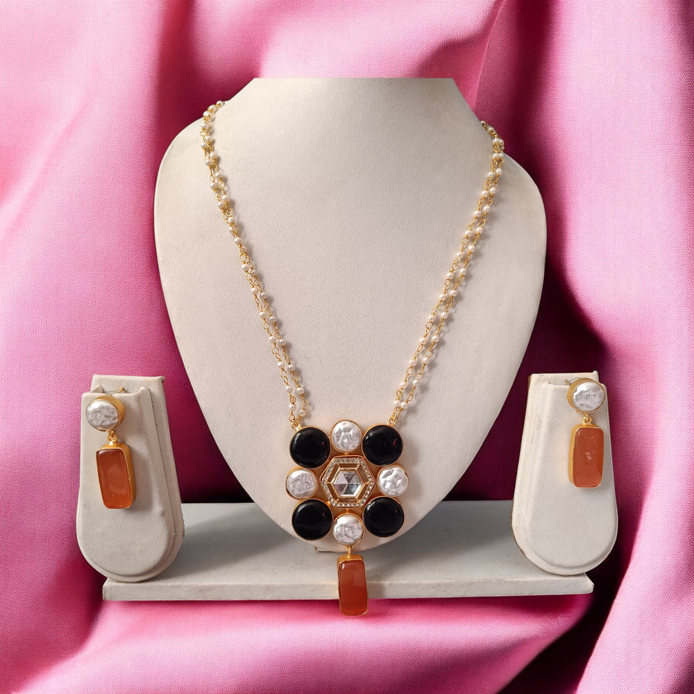 Telanaari Timeless Ashmeet Green Baroque Gold Plated Necklace Set - TelaNaari