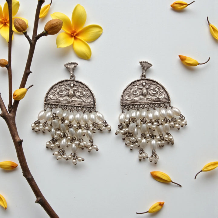 Telanaari Nursat Silver-Plated Earrings