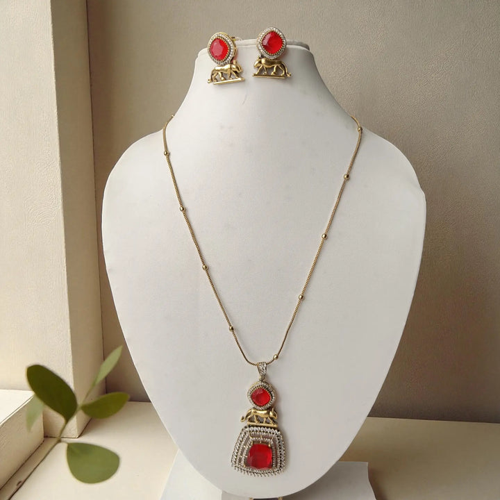 Modern Gold & Red Stone Pendant Necklace Set