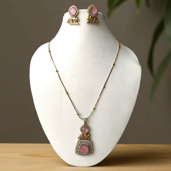 Elegant Gold & Soft Pink Stone Pendant Necklace Set