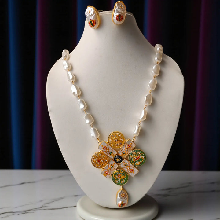 Yellow & Green Pearl Rectangle Necklace Set