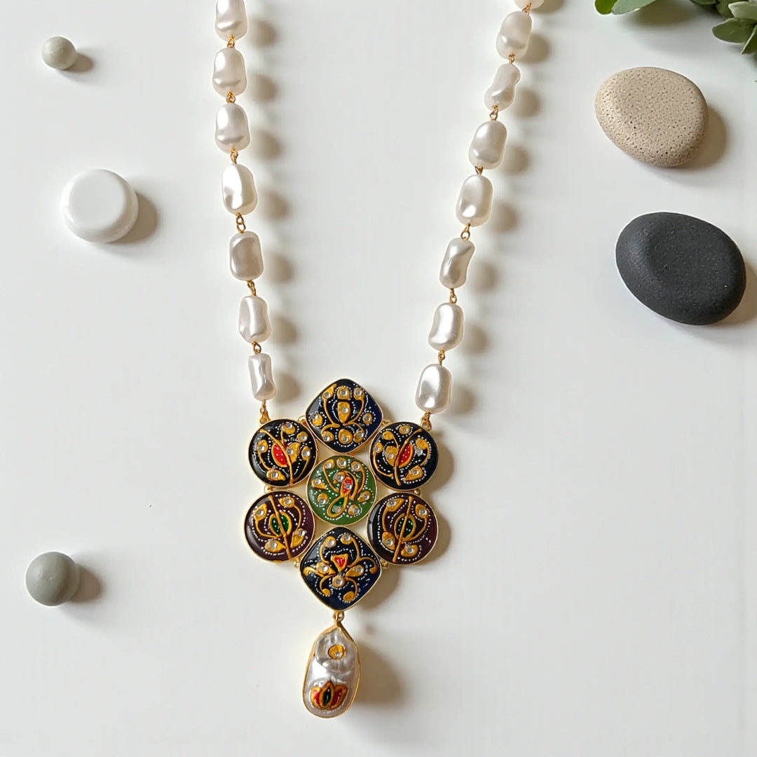 Elegant Festive Look Black & Blue Necklace Set