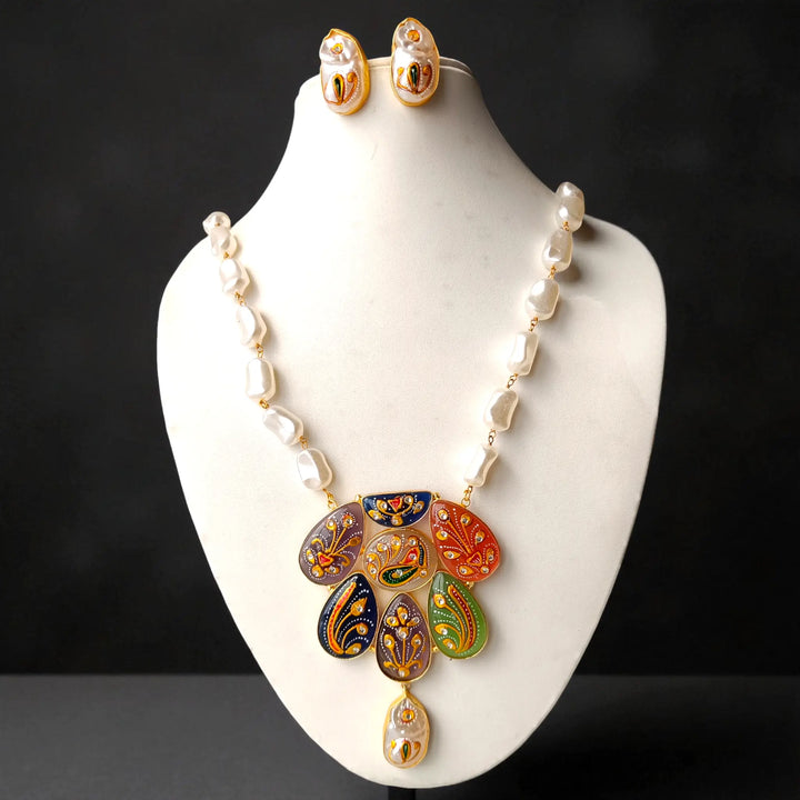 Festive Chic Multicolor Paisley Pearl Necklace Set