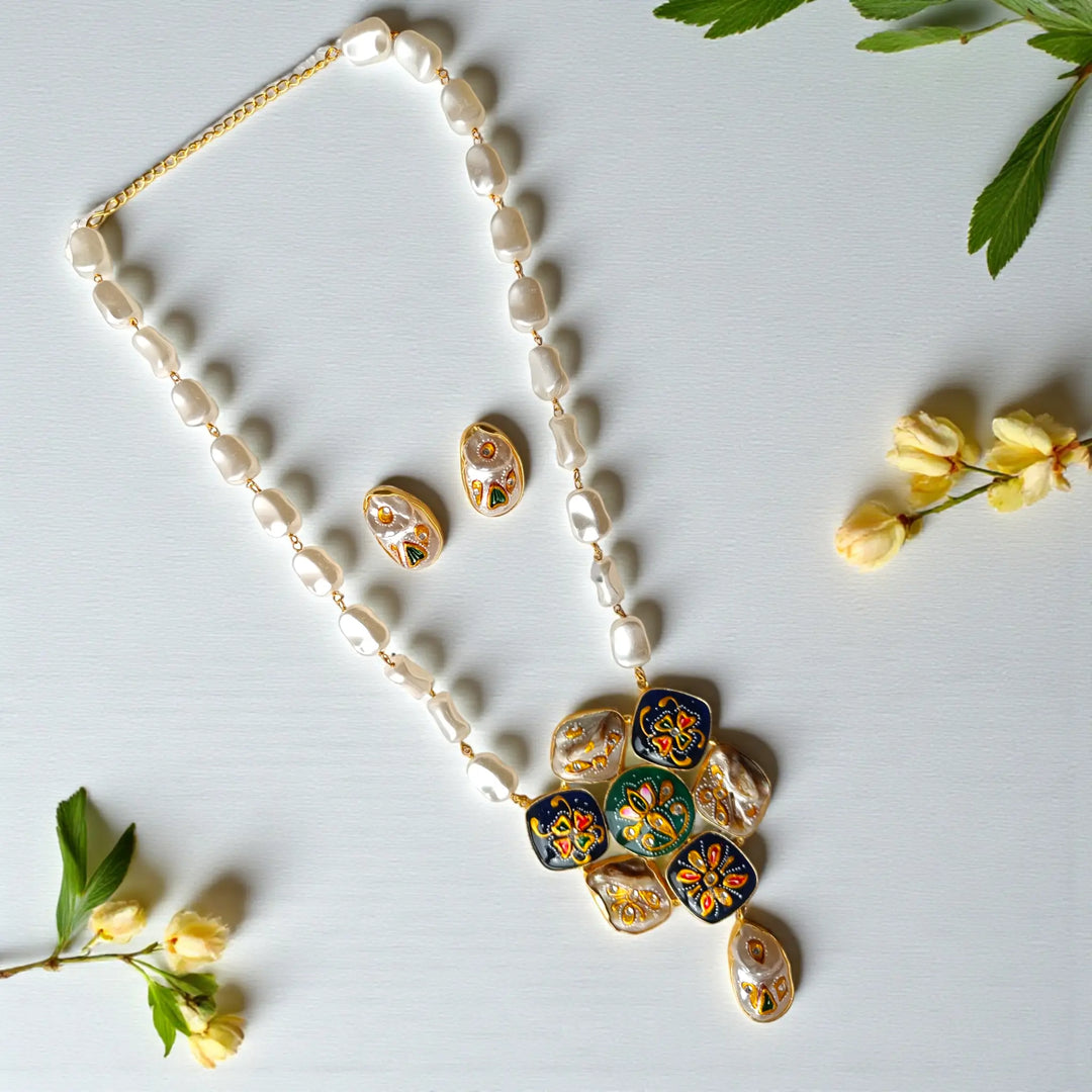 Stylish Festive Wear Navy & Green Necklace Set