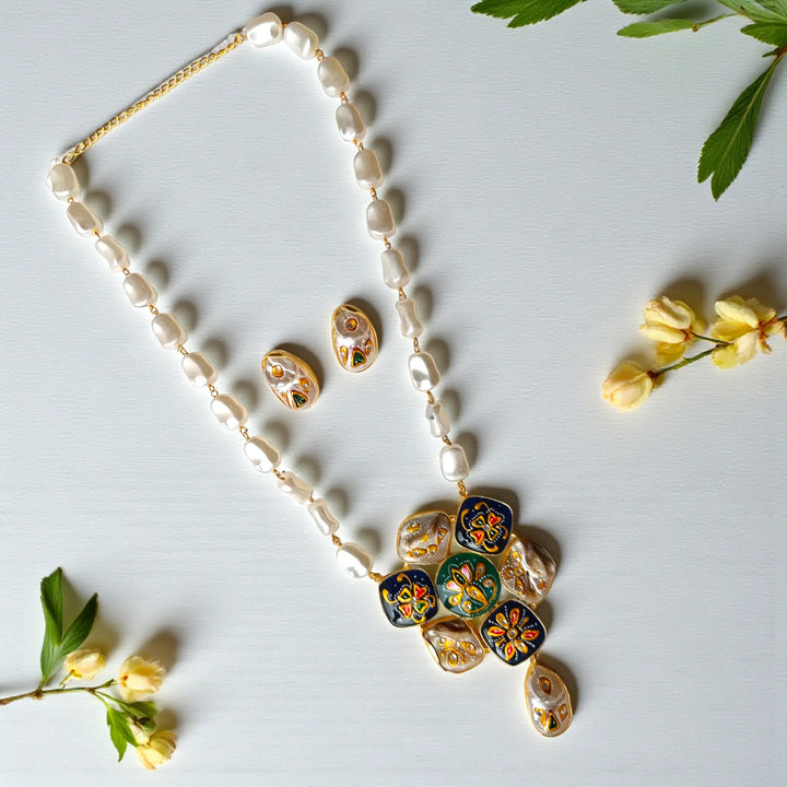 Stylish Festive Wear Navy & Green Necklace Set