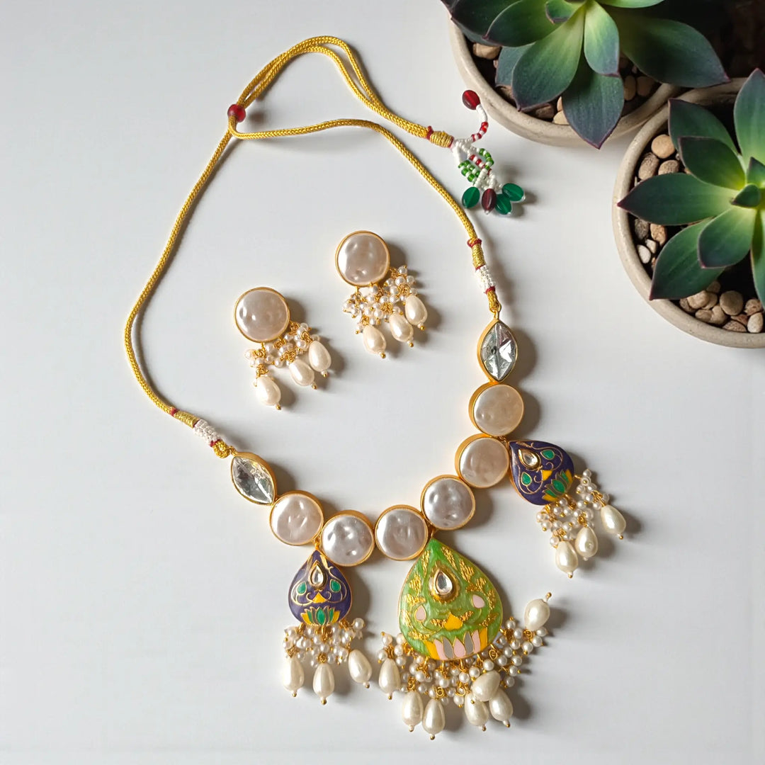 Elegant Light Green Meenakari Kundan Necklace Set