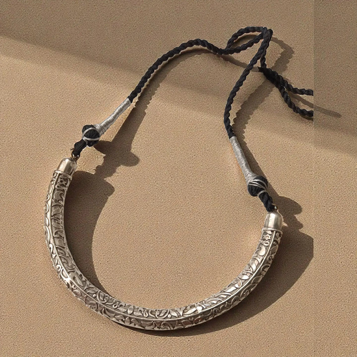 Handcrafted Silver Carved Hasli Choker Necklace