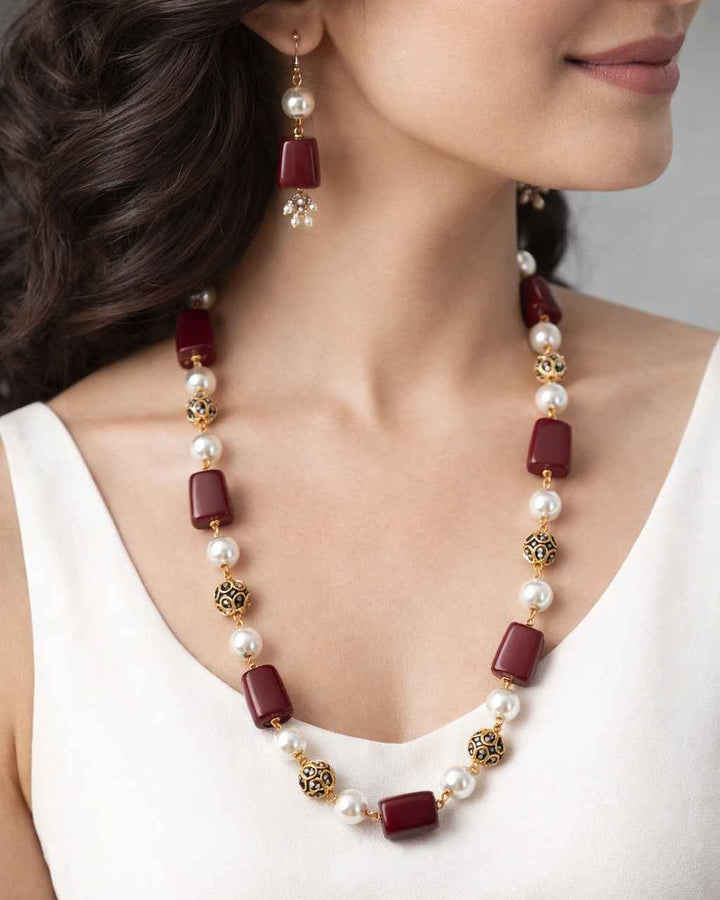Elegant Girija Red And White Necklace Pearl Mala