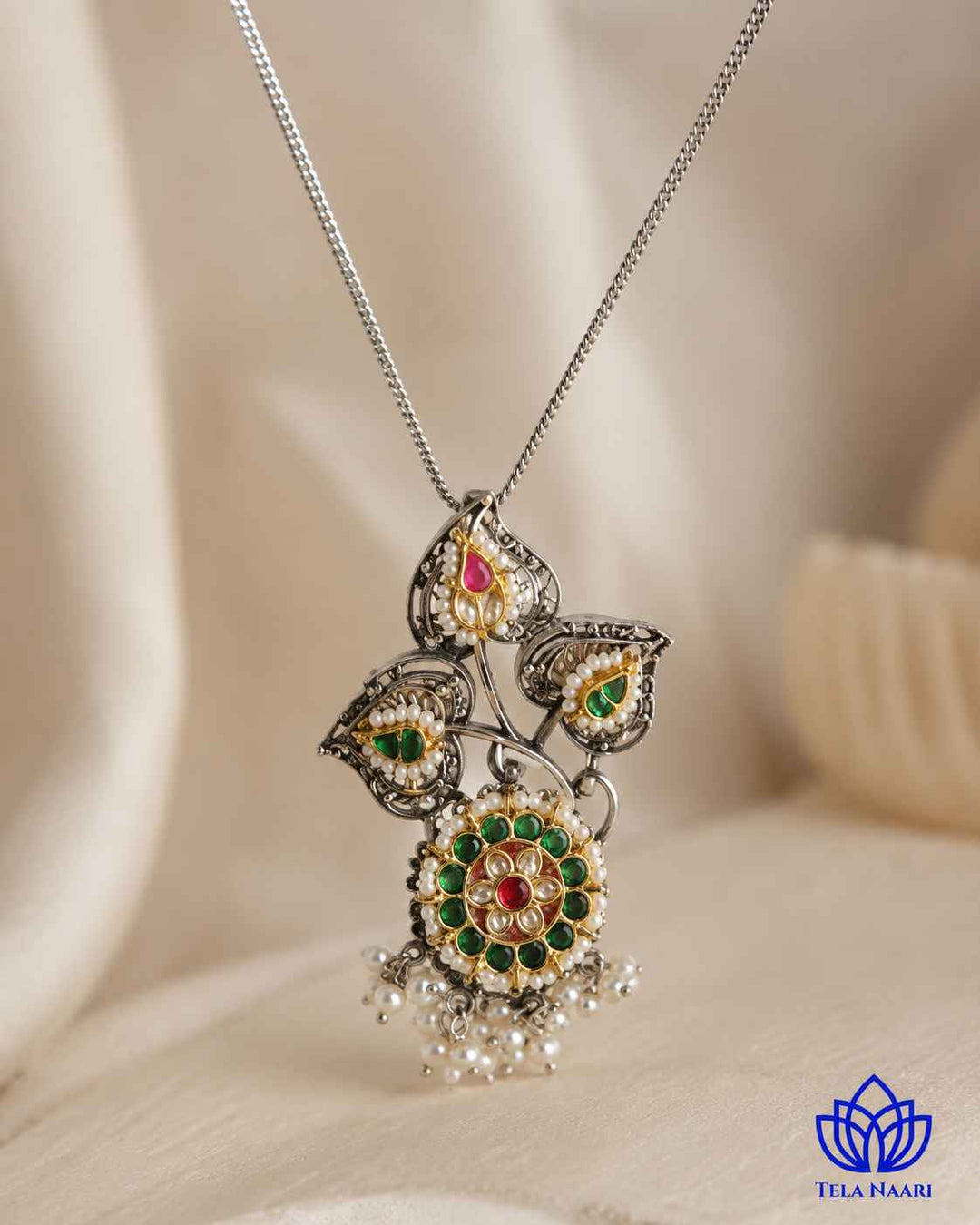 Meenakshi Dual Tone Pachi Kundan Necklace Set