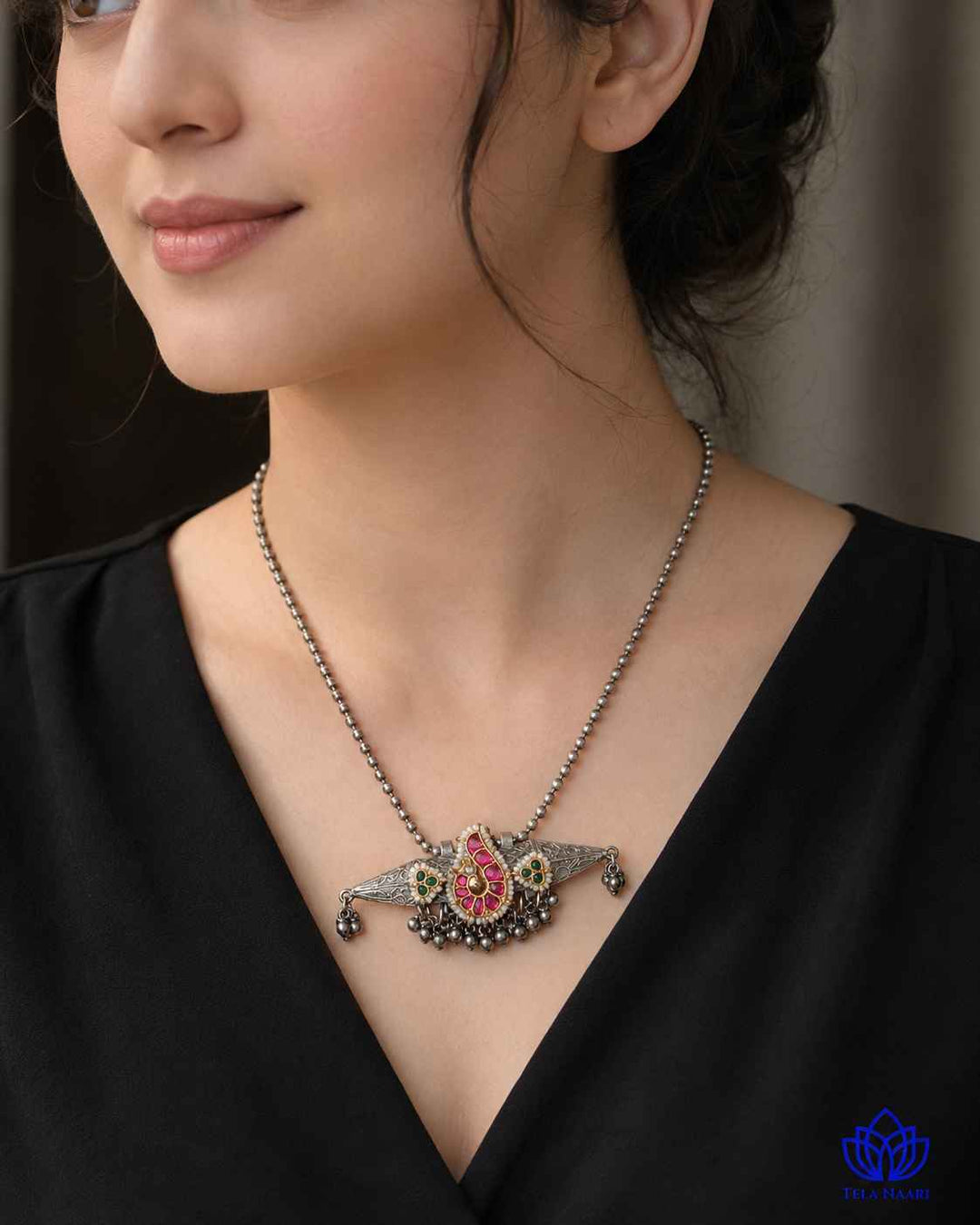 Indumati Pachi Kundan Dual Tone Necklace
