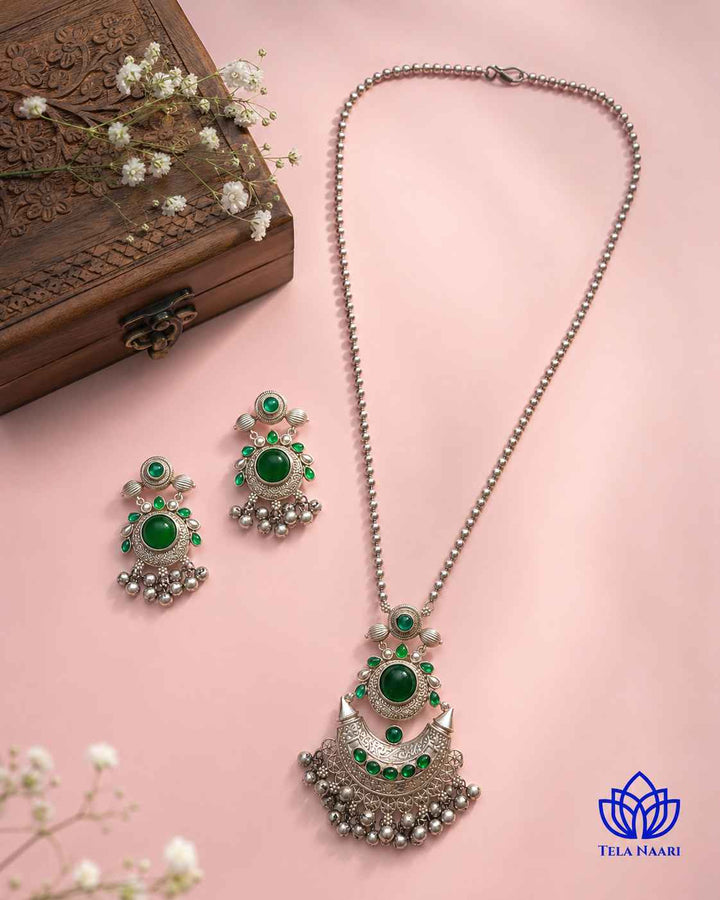 Kajal Silver Plated Green Stone Necklace Set