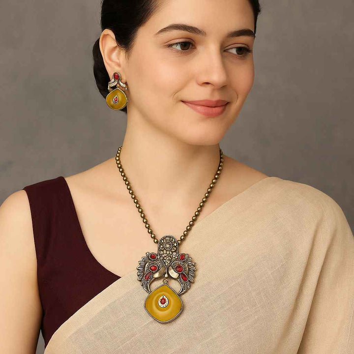 Classic Timeless Era Yellow Silver Plated Necklace Set