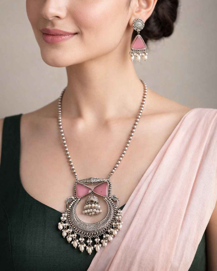 Telanaari Silver-plated Vikita Pink Necklace Set