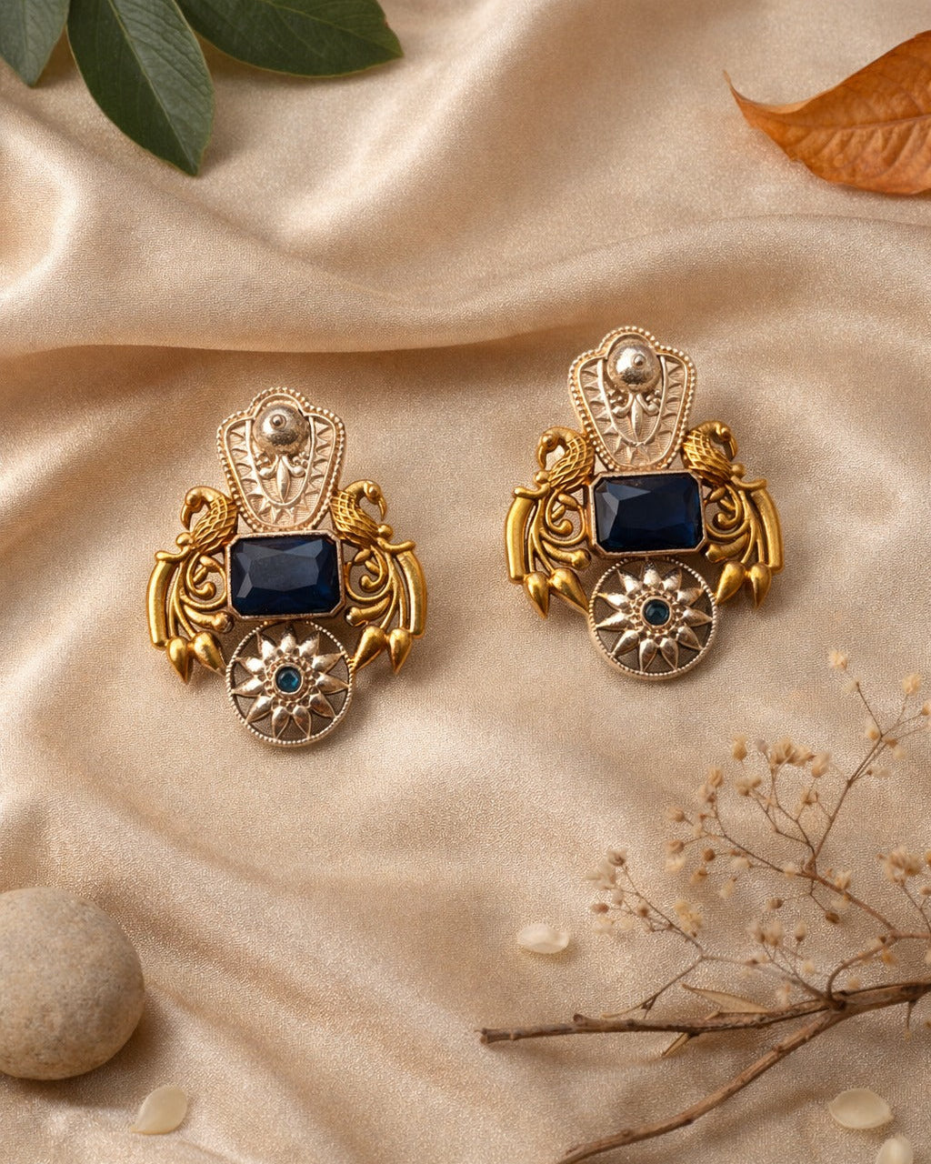 Nilofer Dual Tone Earrings