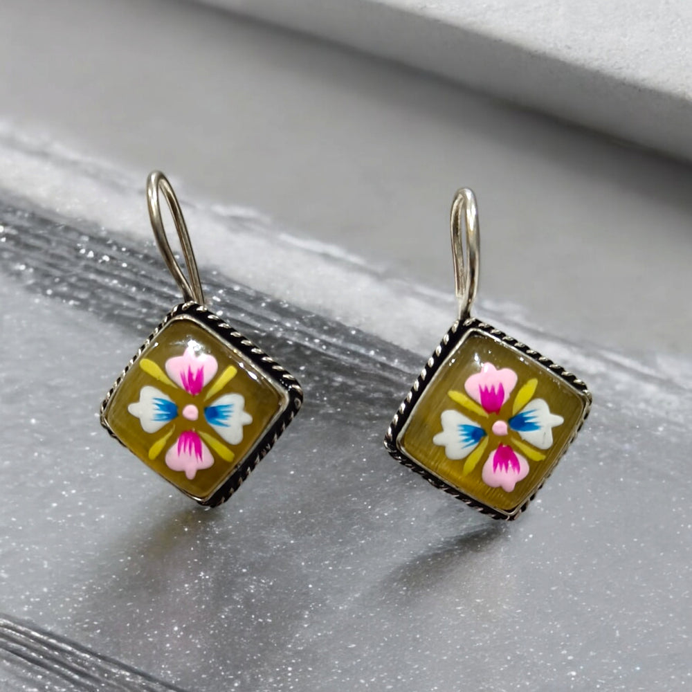 Tela Naari Sundari Minimal Hand Painted Oxidised Silver Earrings - TelaNaari